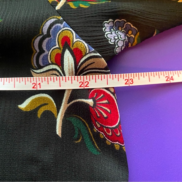 Ann Taylor Black Ruffle Long Sleeve Floral Print Blouse, M - Picture 11 of 11